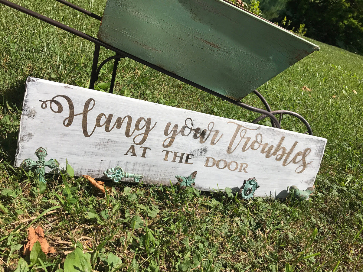 Custom Personalized Hand Painted Rustic Coat Rack Hanger Distressed Hanging Rustic Reclaimed Barnwood Coat Rack, Coat Hanger