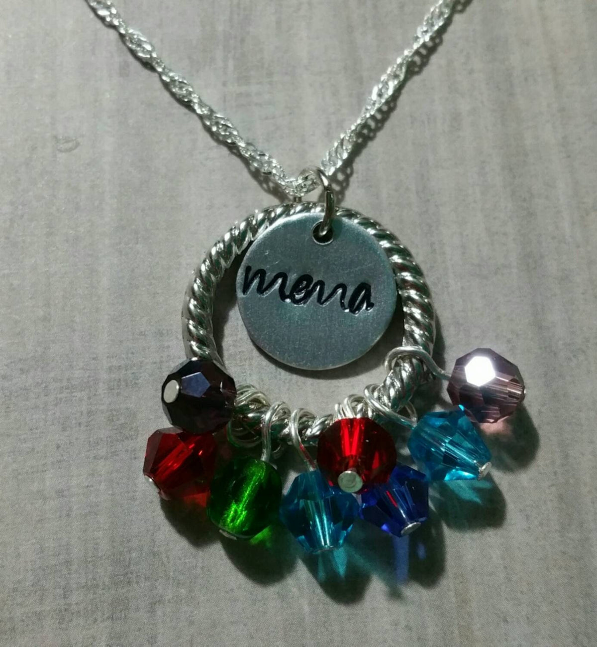 Personalized Grandma/Mom Necklace with Birthstones