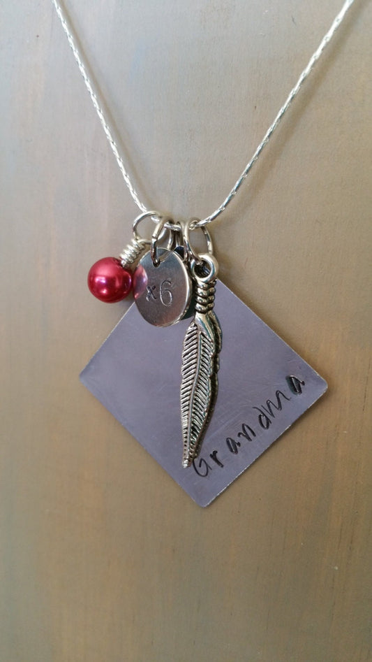 Personalized Mom/Grandma Necklace